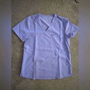 Figs brand Catarina style top in color lavender dew